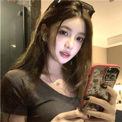 来自另一个星球的女孩 封面